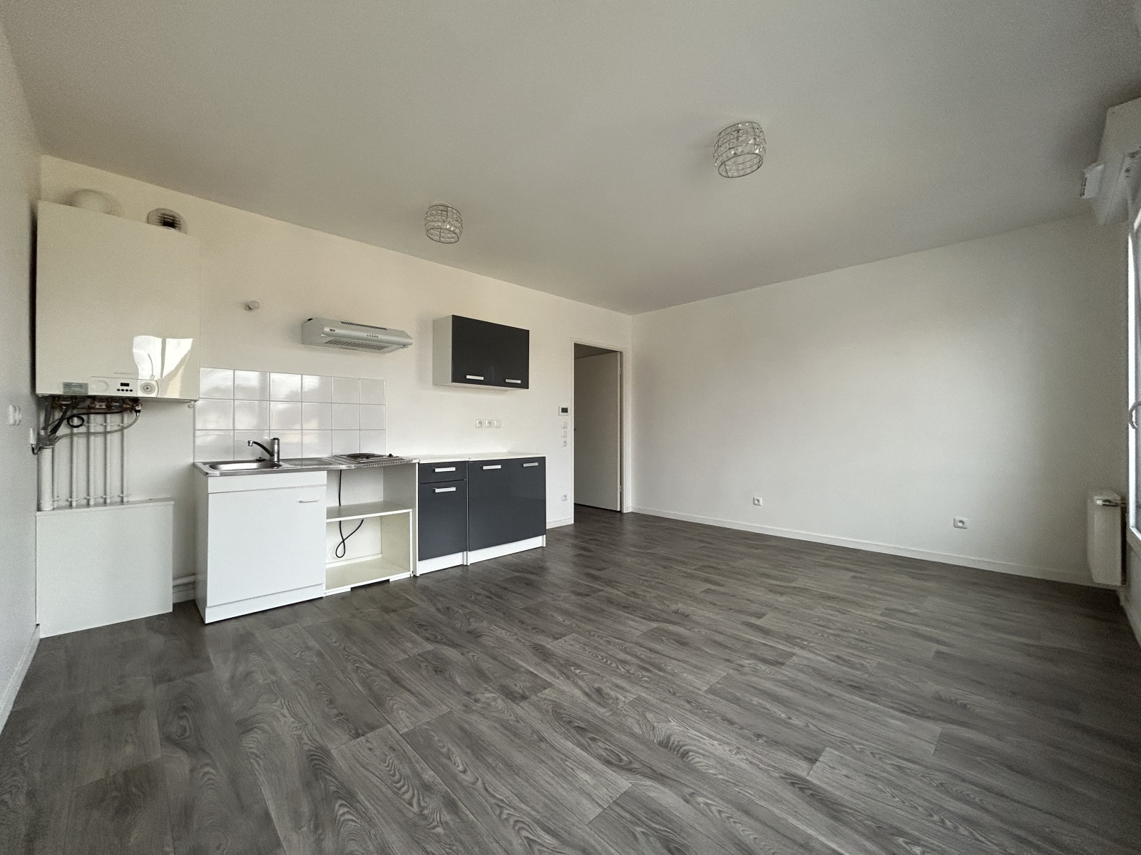 Image_, Studio, Pavillons-sous-Bois, ref :EFG0043