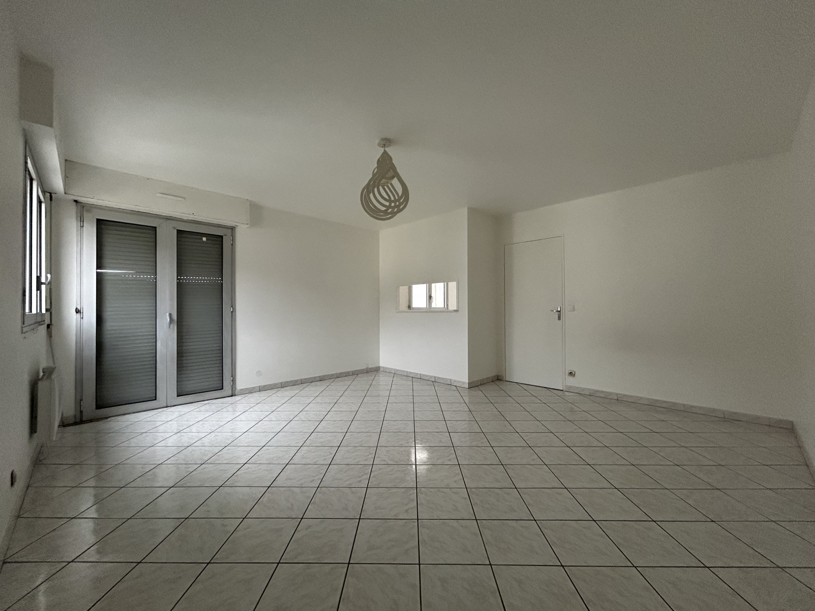 Image_, Studio, Villepinte, ref :G012600030006