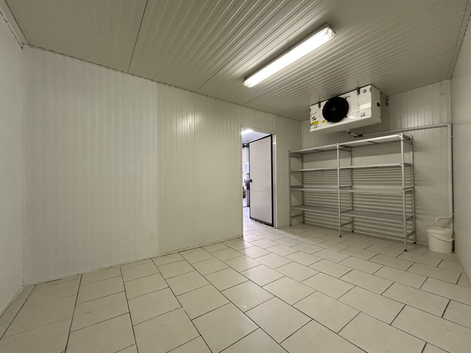 Image_, Local d'activité, Livry-Gargan, ref :G0132