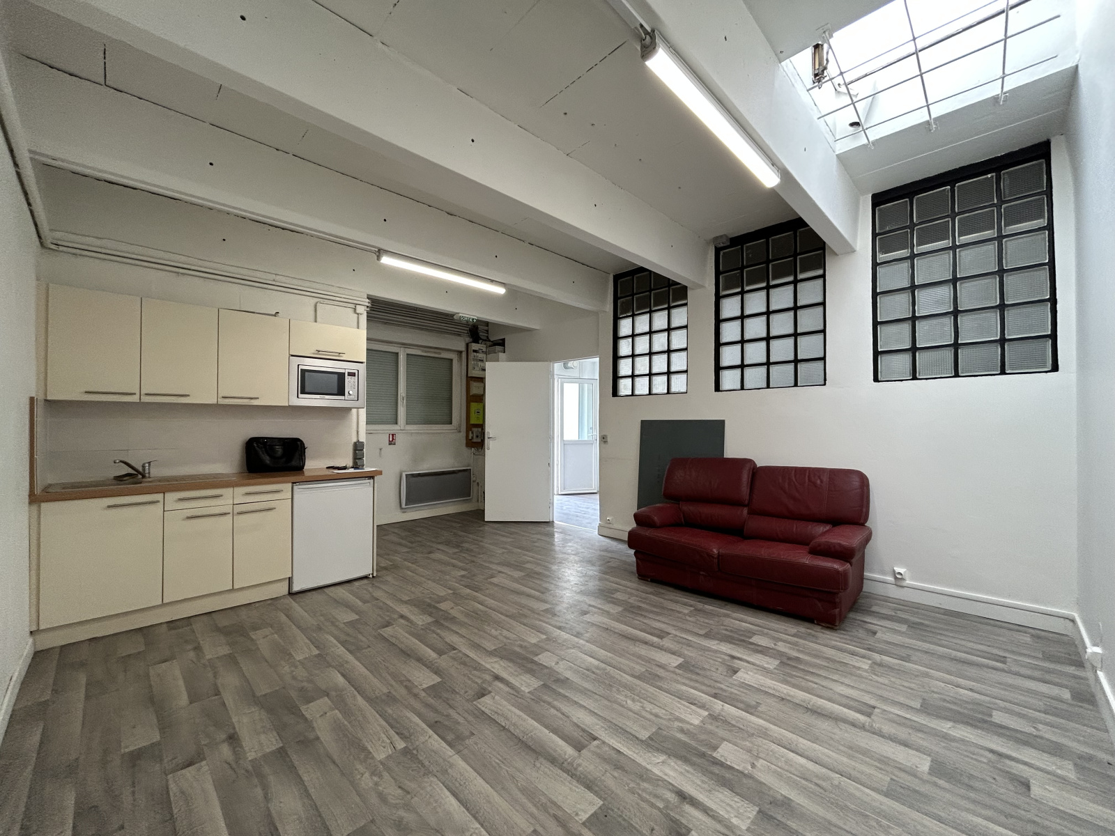 Image_, Entrepôt, Pavillons-sous-Bois, ref :G0095