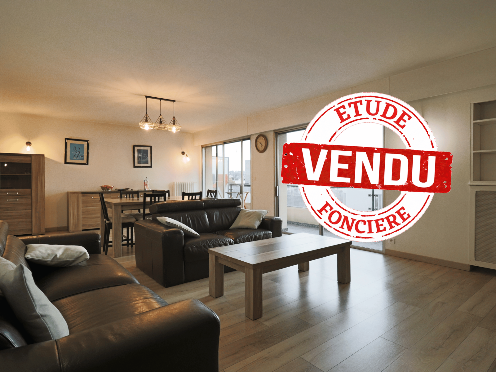 Appartement 6 pièces 107 m² · aux Pavillons-sous-Bois · 106,5 m² · 229 000 €