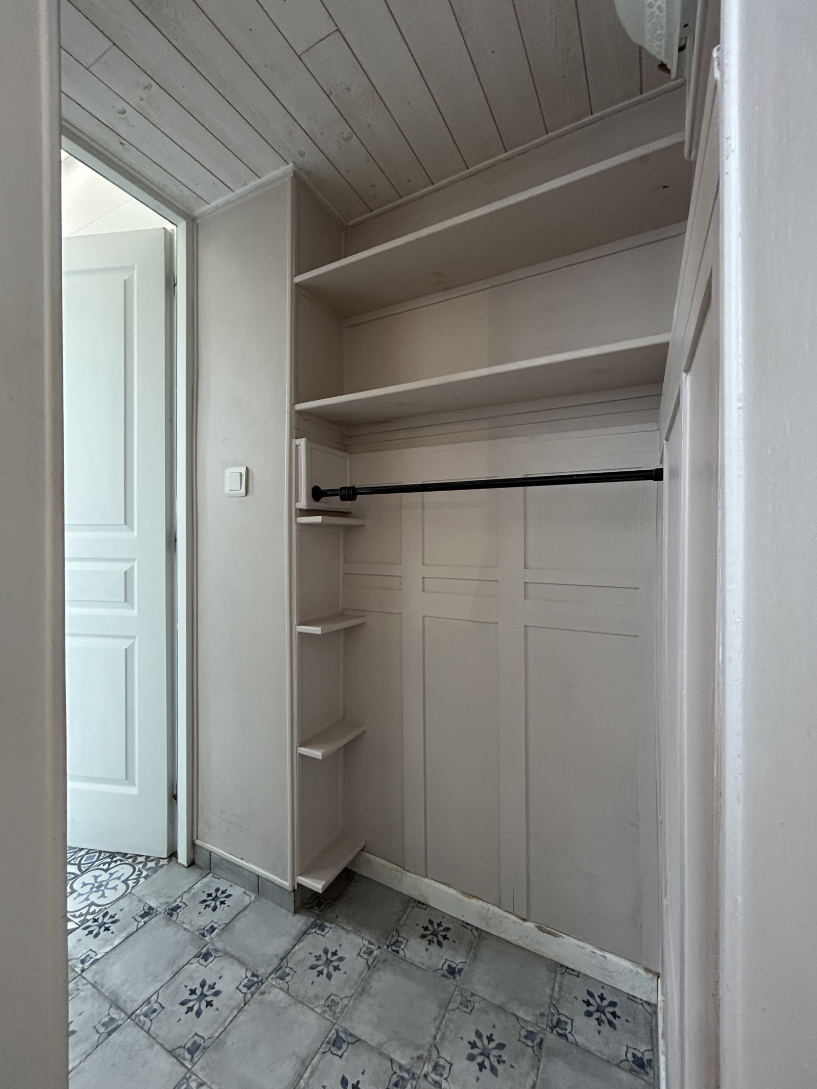 Image_, Studio, Livry-Gargan, ref :G0133