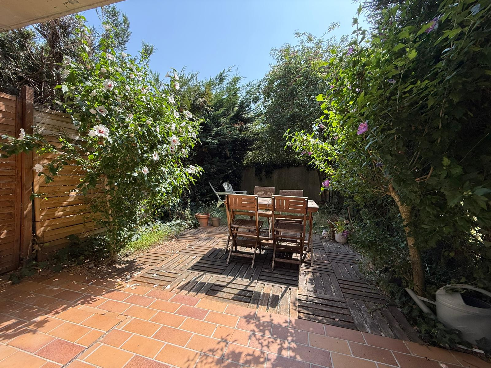 Image_, Studio, Livry-Gargan, ref :LLG665
